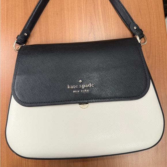 kate spade Handbags - Kate Spade Staci Colorblock Black and White Shoulder Bag with Matching Wallet